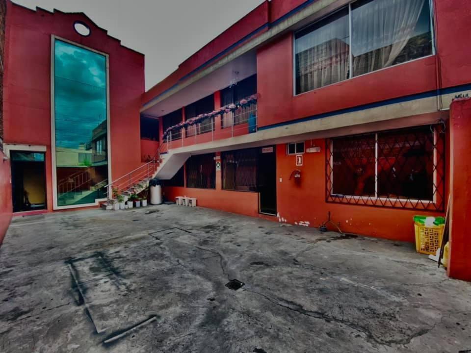 Hotel Jimmy Latacunga Extérieur photo