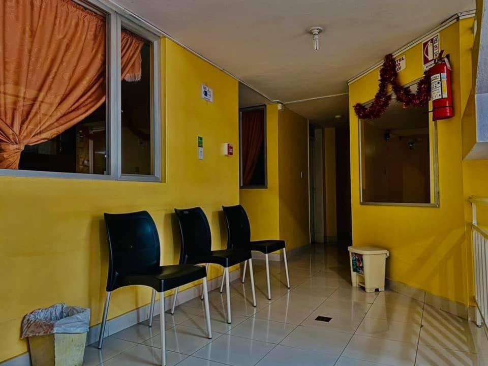 Hotel Jimmy Latacunga Extérieur photo